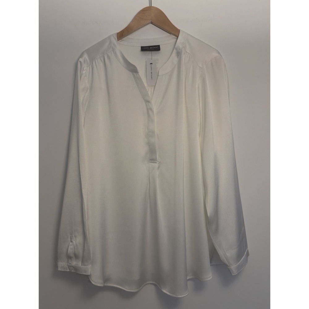 Lane Bryant Classic Split Neck Satin Blouse NWT Size‎ 24 Plus White Luxe Dressy